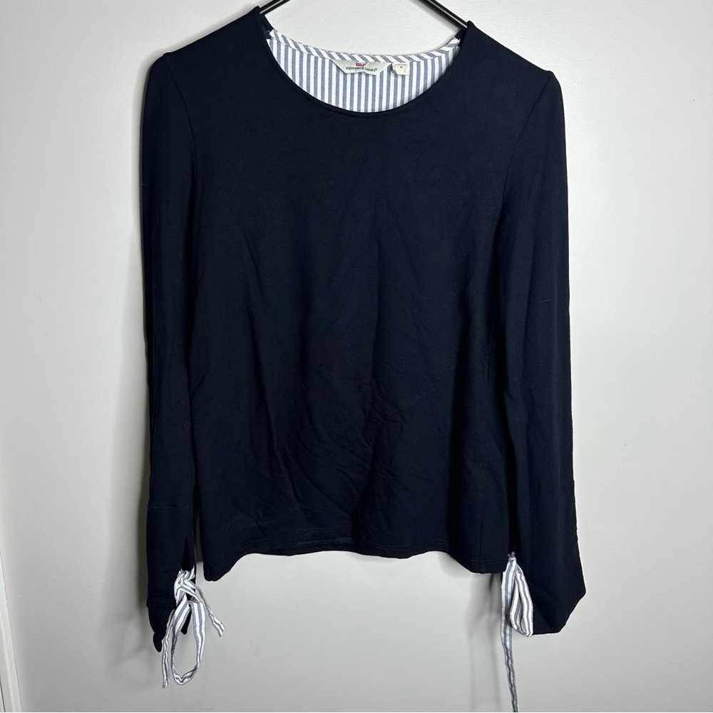 Women’s Vineyard Vines Size Small‎ Black Long Causual Blouse Shirt